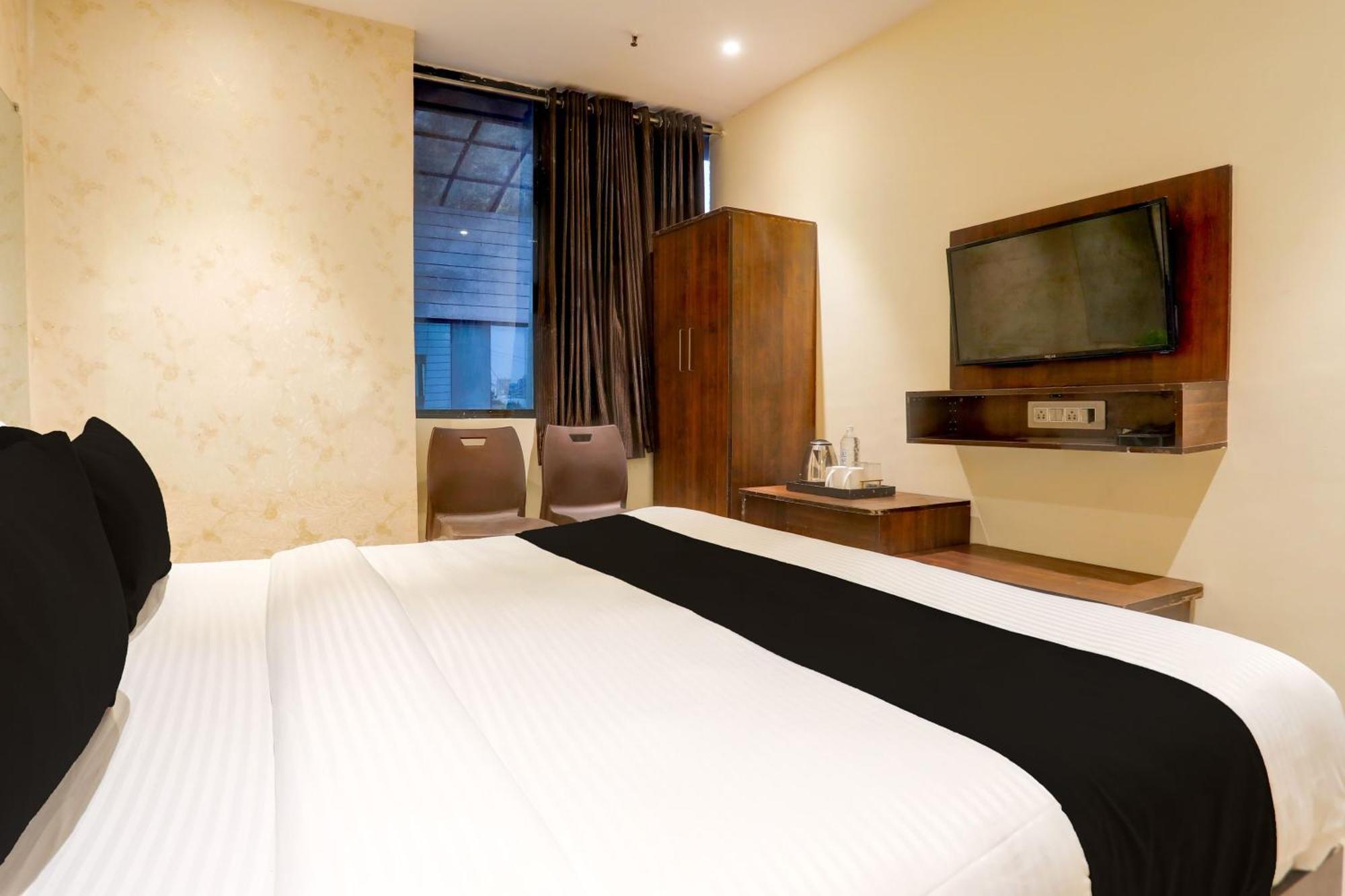 Hotel O Sunrise Cave Bhatha Luaran gambar
